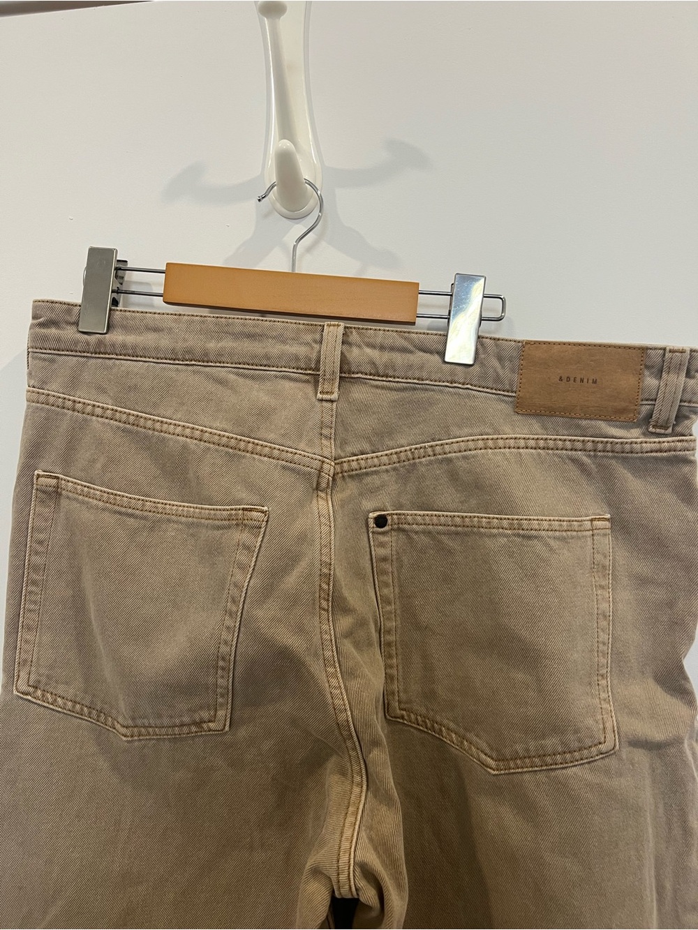 H&M women’s 90’s light Brown Straight-Leg Pants - Picture 5 of 8